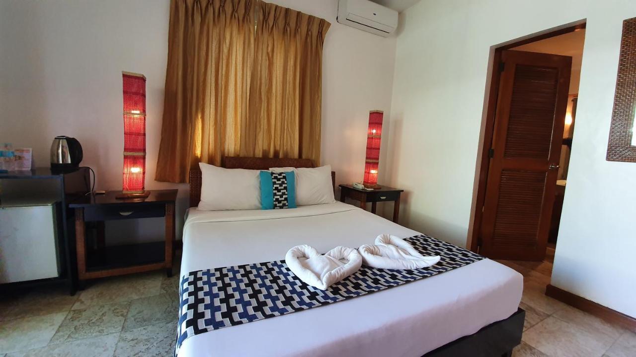 Pinjalo Resort Manoc-Manoc