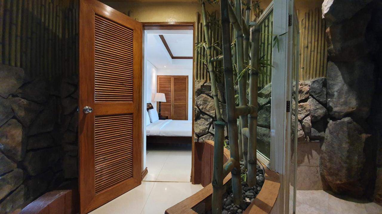 Pinjalo Resort Manoc-Manoc